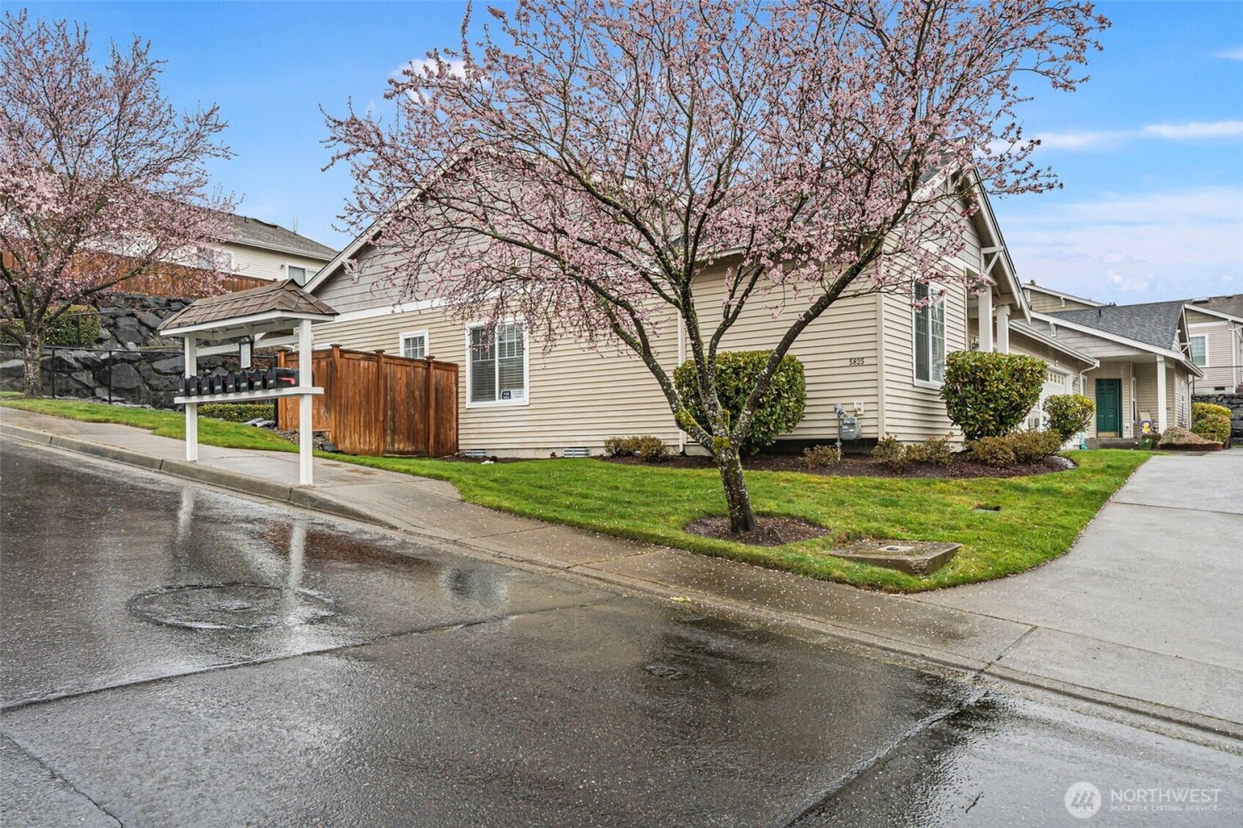 5825 54th Street W, University Place, WA 98467