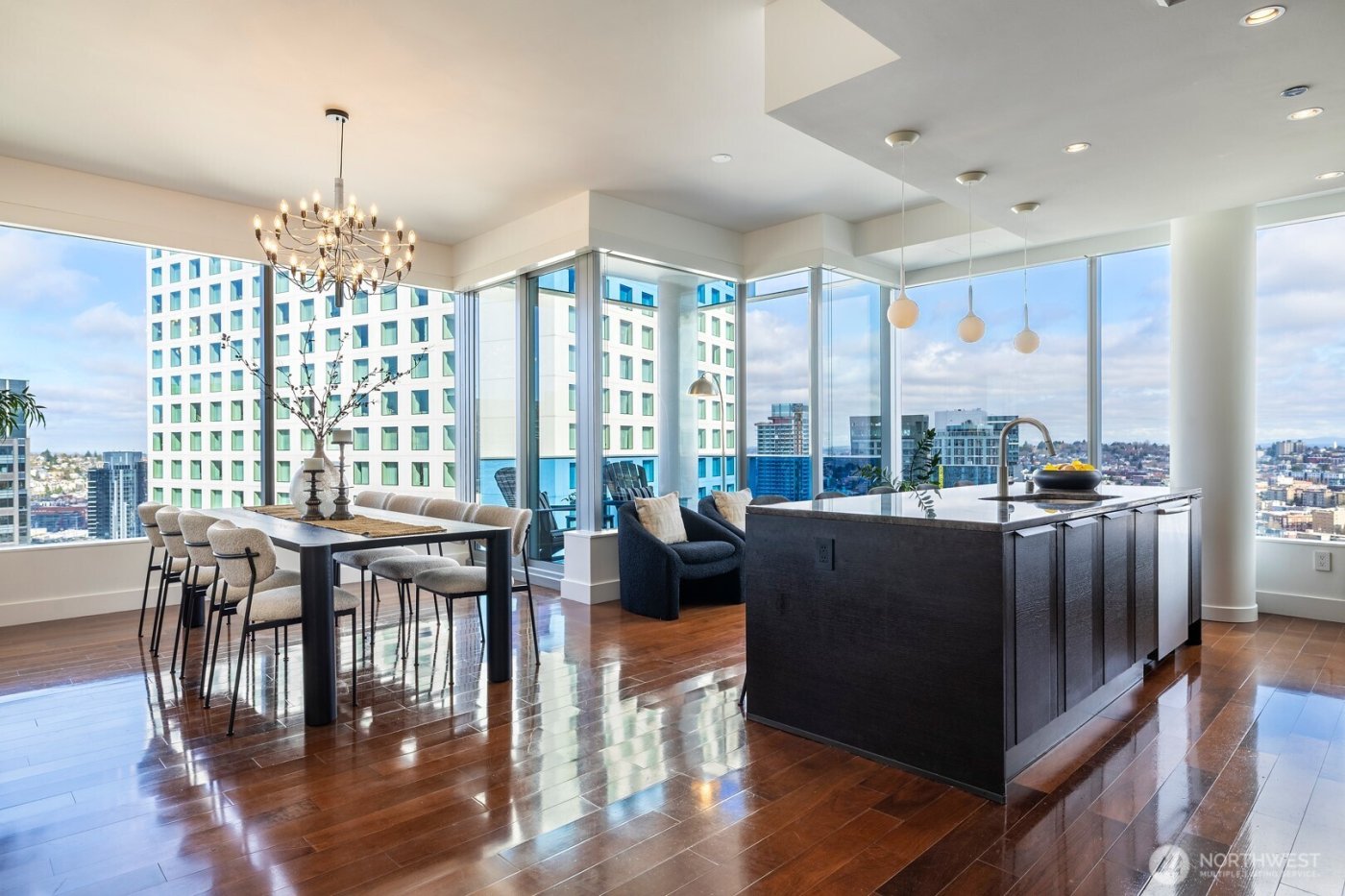 737 Olive Way #3702, Seattle, WA 98101