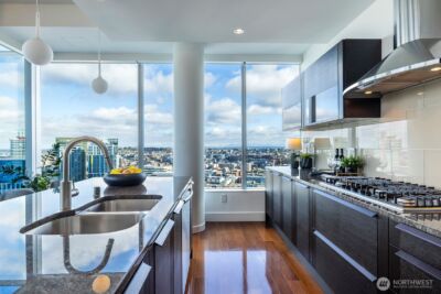 737 Olive Way #3702, Seattle, WA 98101 - Photo 4