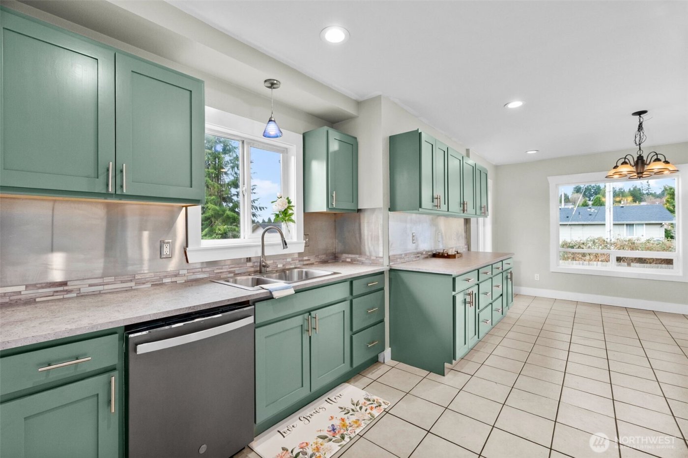 702 W Marcy Avenue , Montesano, WA 98563