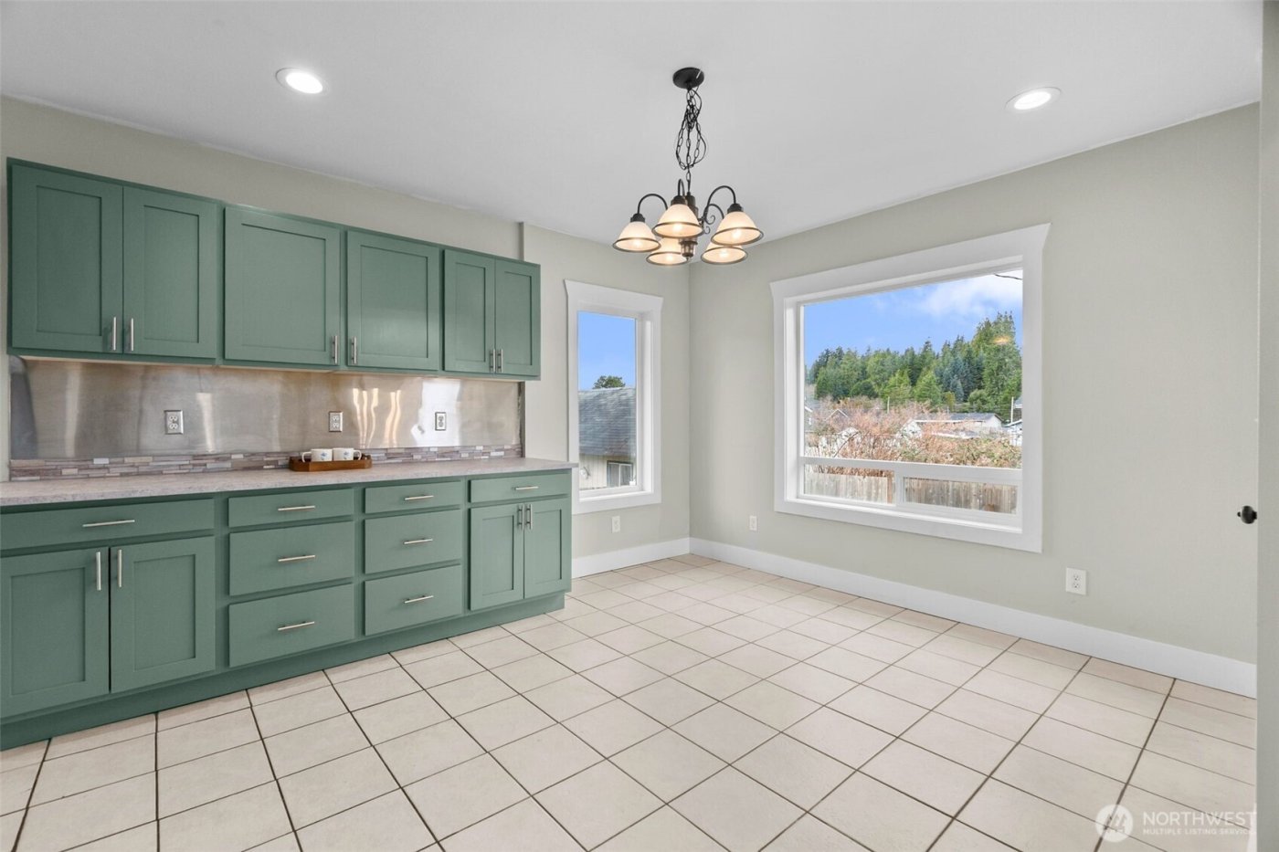 702 W Marcy Avenue , Montesano, WA 98563