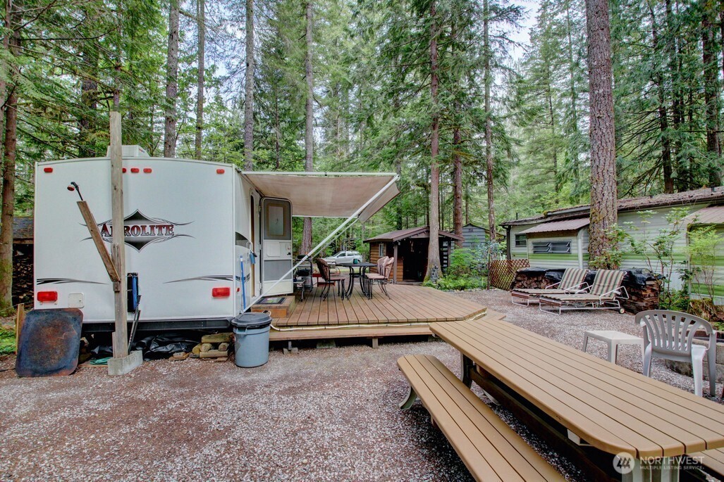 71 Wilderness Way , Deming, WA 98244