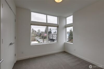 3931 California Avenue SW, Seattle, WA 94116 - Photo 20
