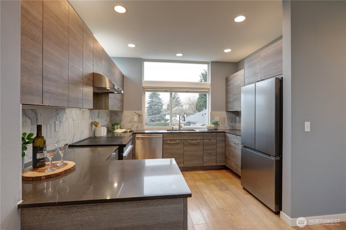 3931 California Avenue SW, Seattle, WA 94116