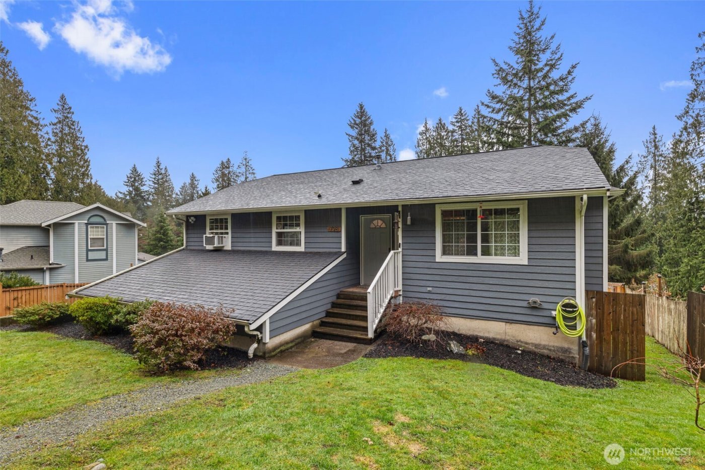 798 West Road , Sedro Woolley, WA 98284