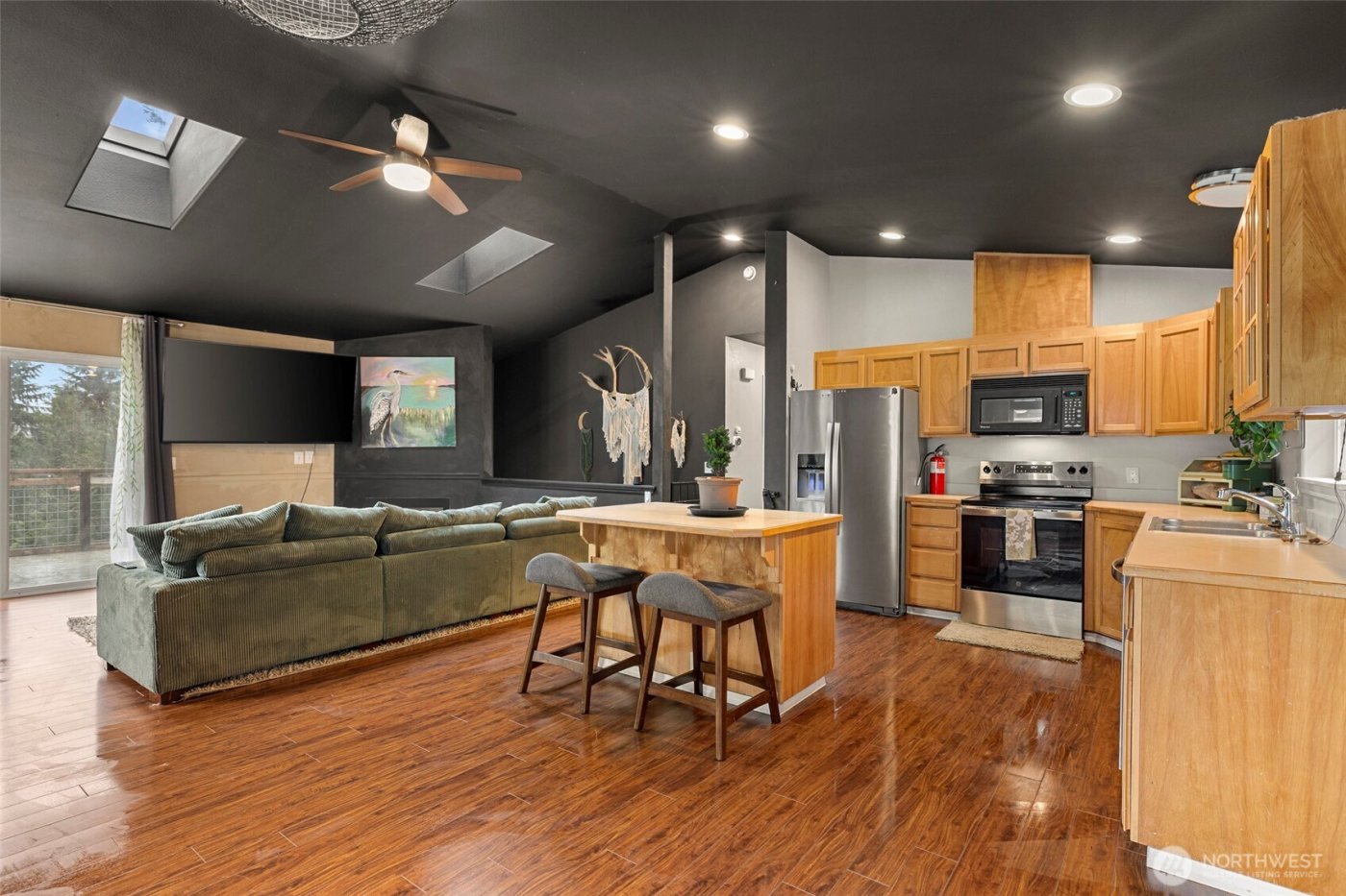 798 West Road , Sedro Woolley, WA 98284