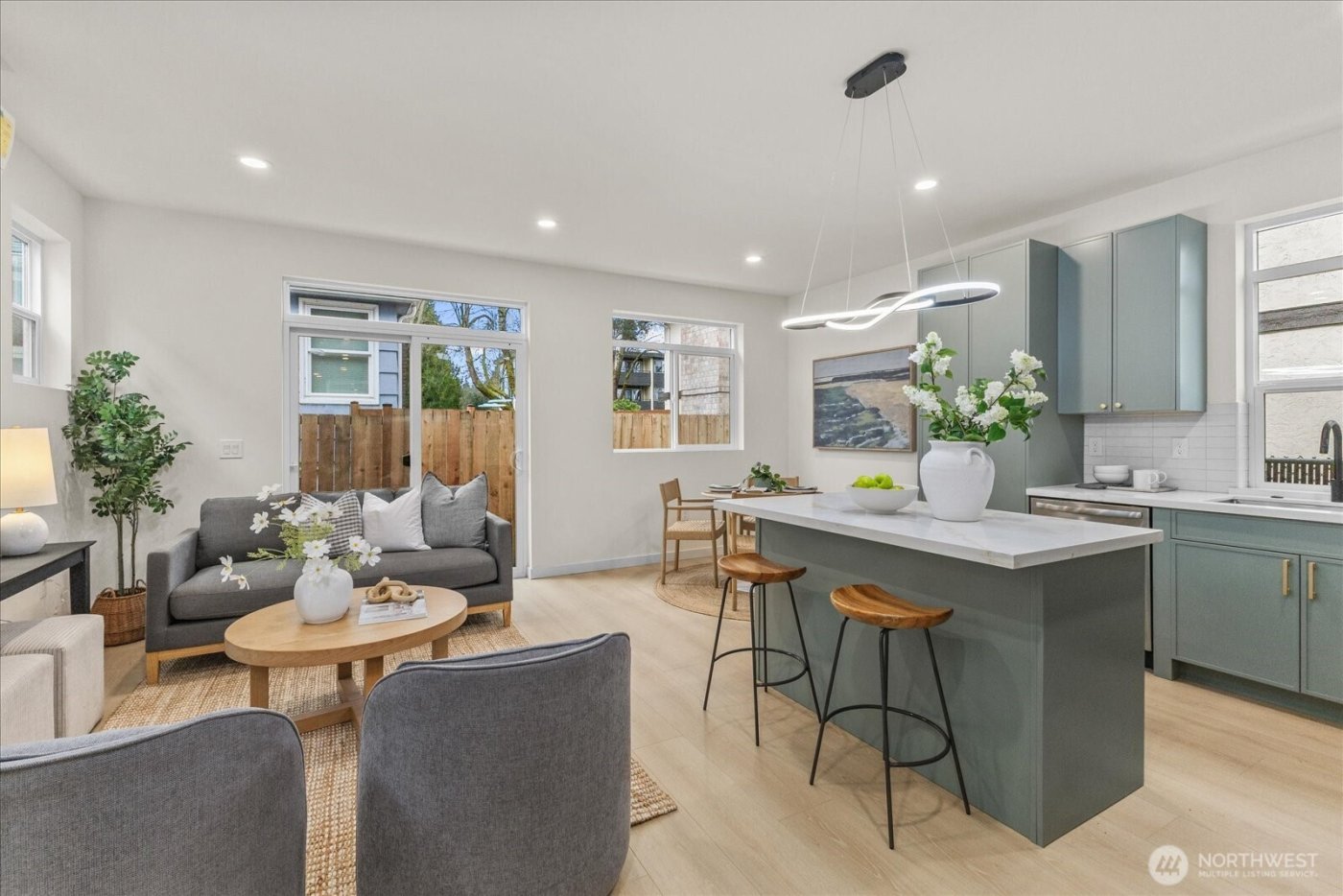 11017 35th Avenue NE, Seattle, WA 98125