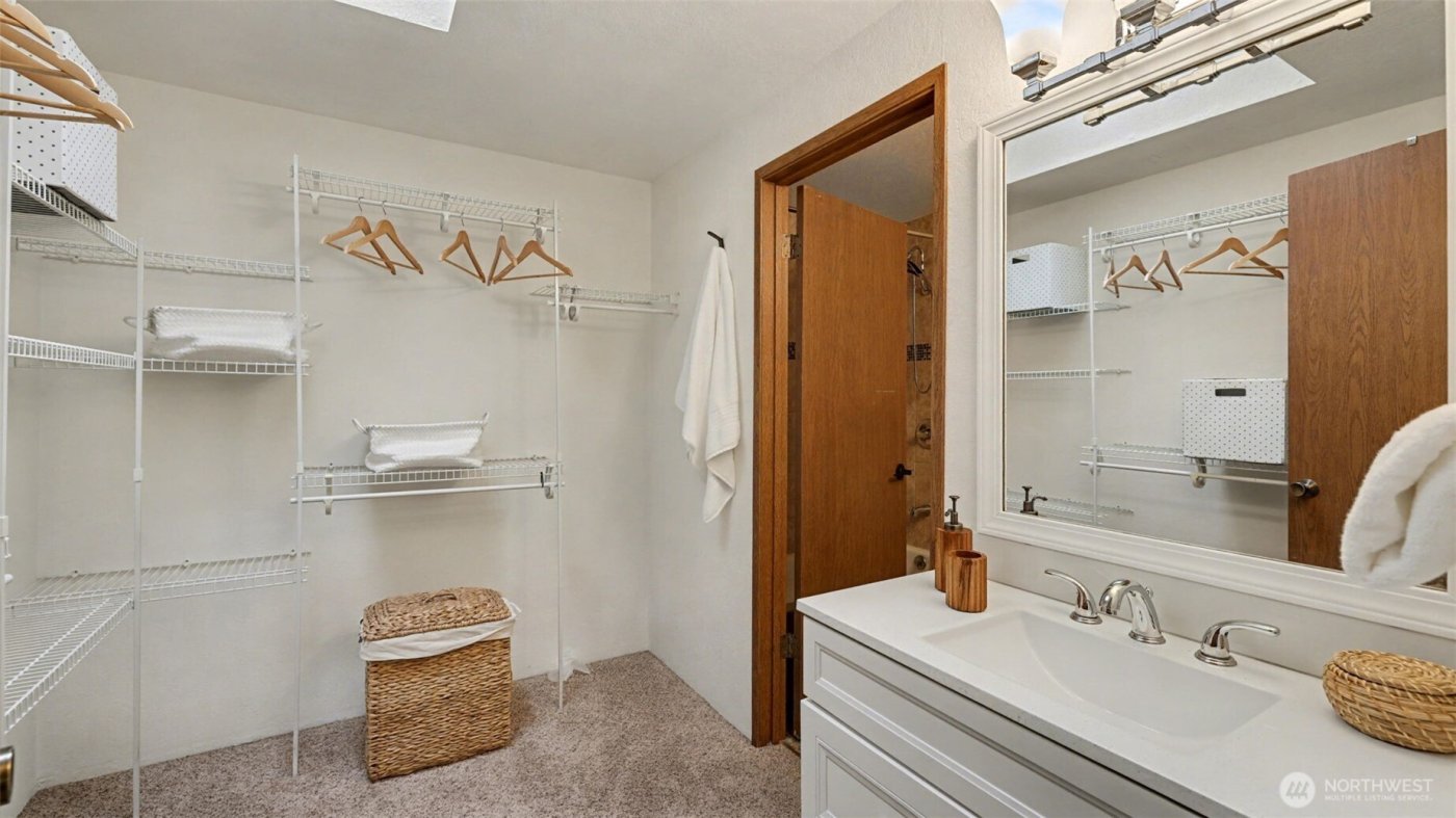 26118 147th Place SE, Kent, WA 98042