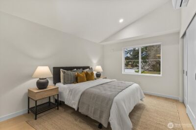 11017 35th Avenue NE, Seattle, WA 98125 - Photo 16