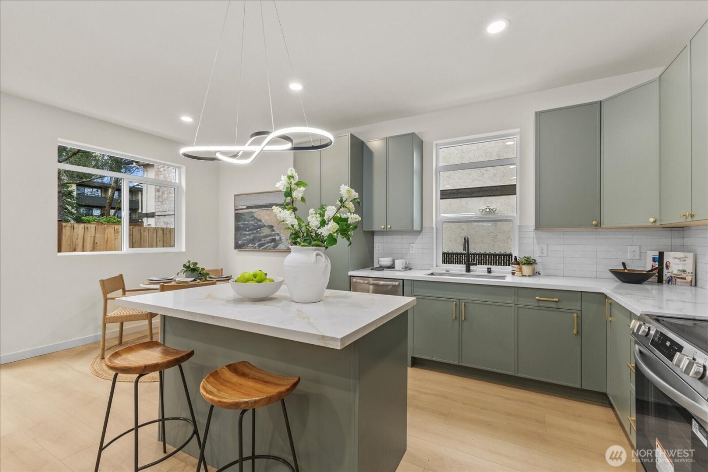 11017 35th Avenue NE, Seattle, WA 98125