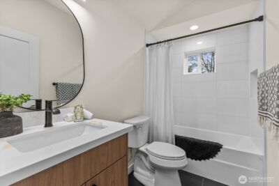 11017 35th Avenue NE, Seattle, WA 98125 - Photo 21