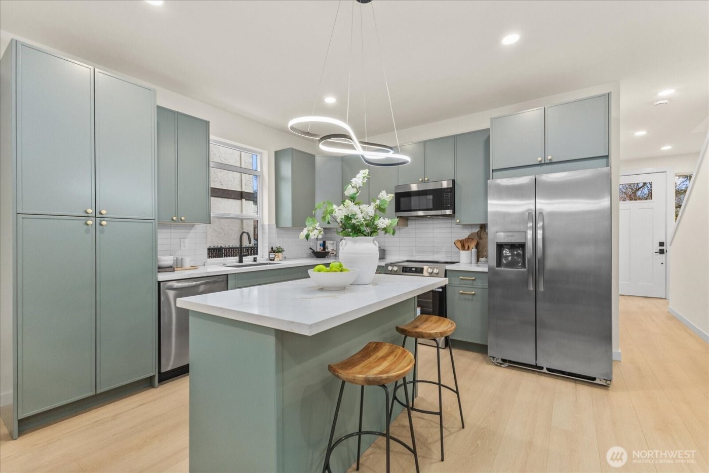 11017 35th Avenue NE, Seattle, WA 98125