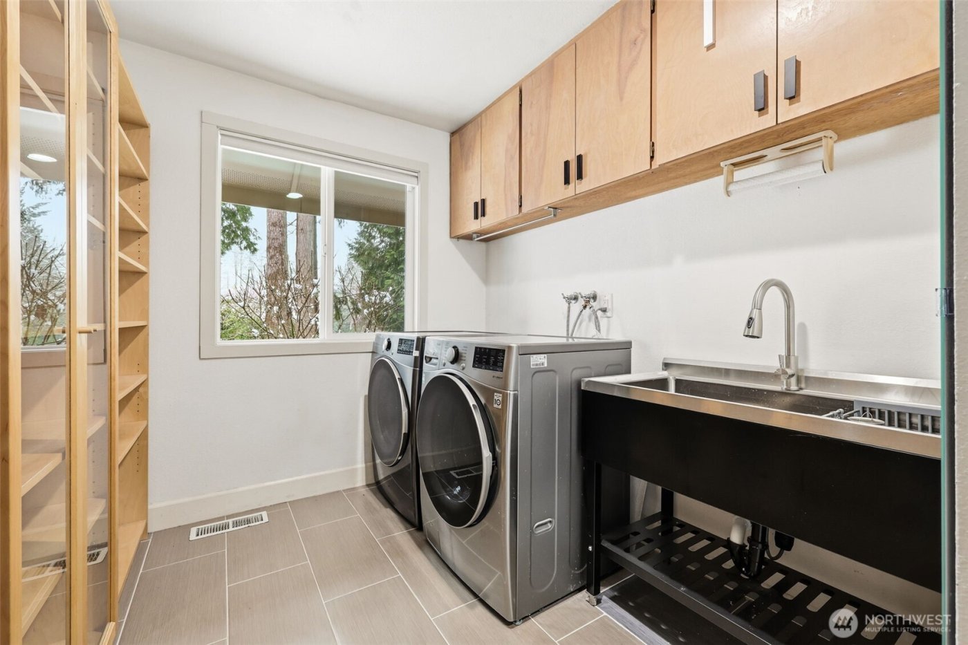 16006 NE 160TH Street , Woodinville, WA 98072