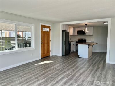 18501 52nd Avenue W #84, Lynnwood, WA 98037 - Photo 3