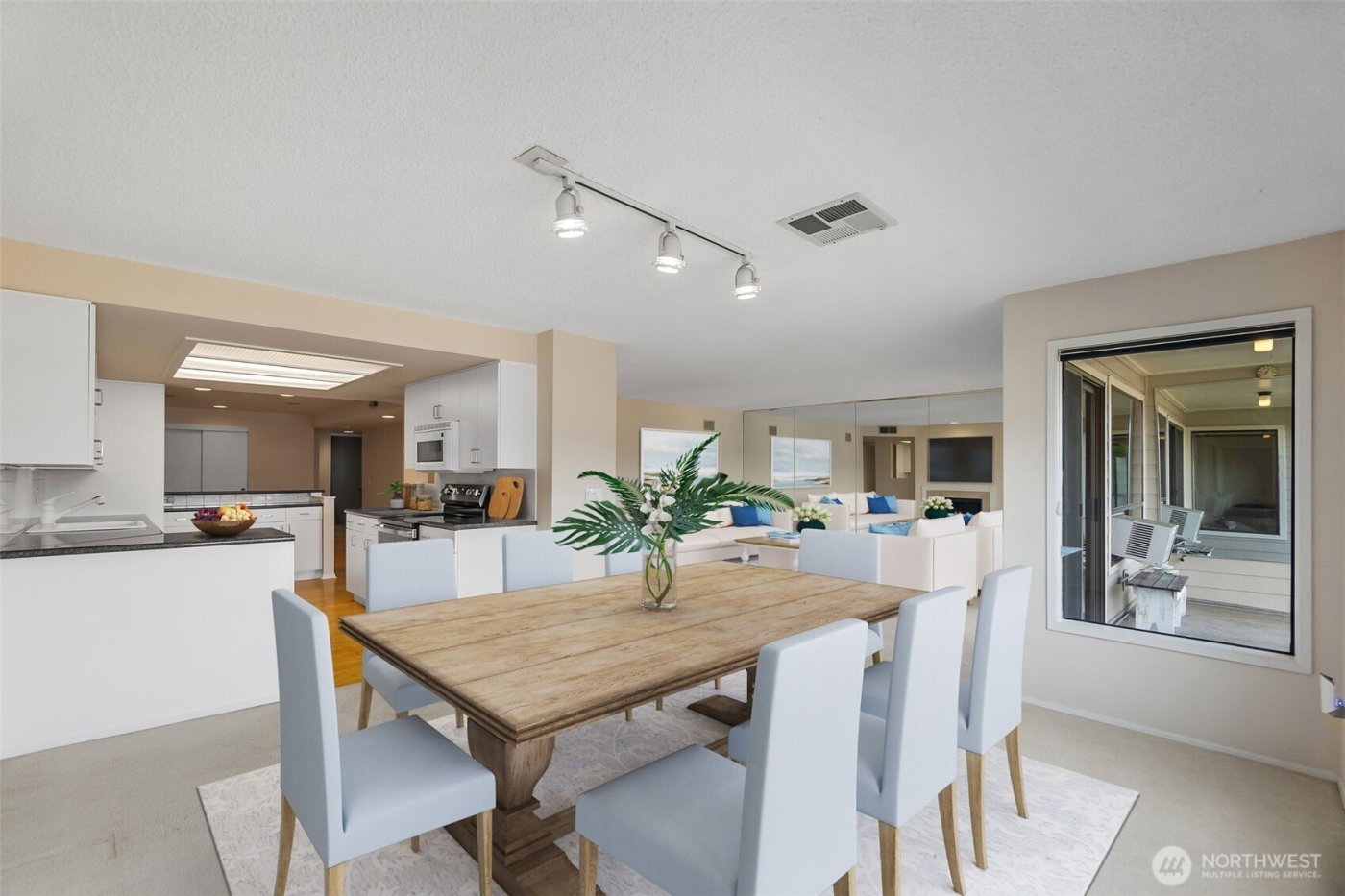 908 East Bay Drive NE #E203, Olympia, WA 98506