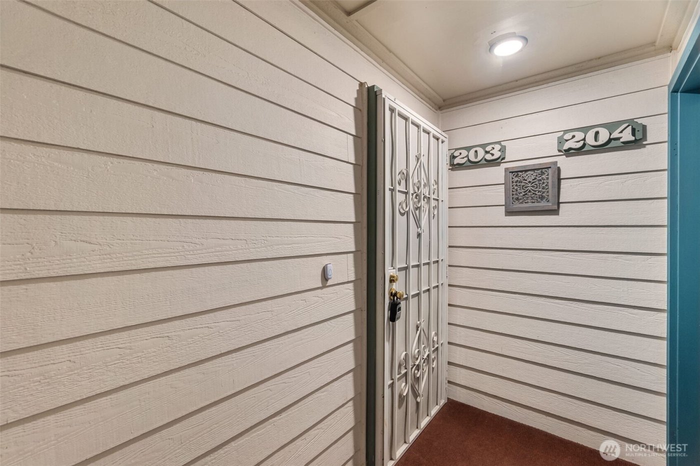 908 East Bay Drive NE #E203, Olympia, WA 98506