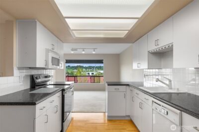 908 East Bay Drive NE #E203, Olympia, WA 98506 - Photo 8