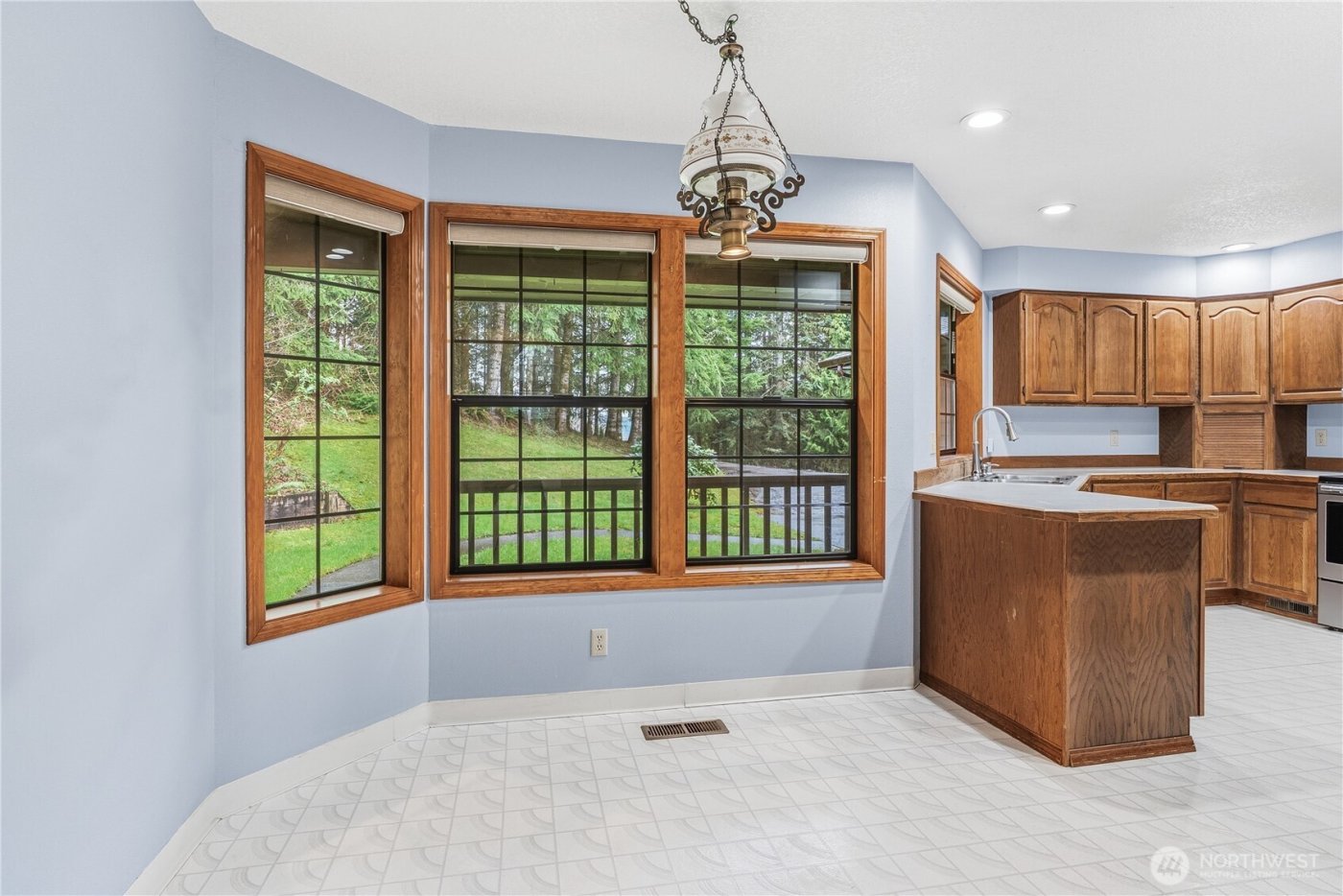 201 Wagner Road , Kelso, WA 98626