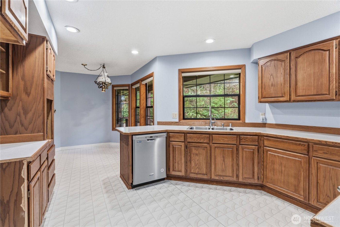 201 Wagner Road , Kelso, WA 98626