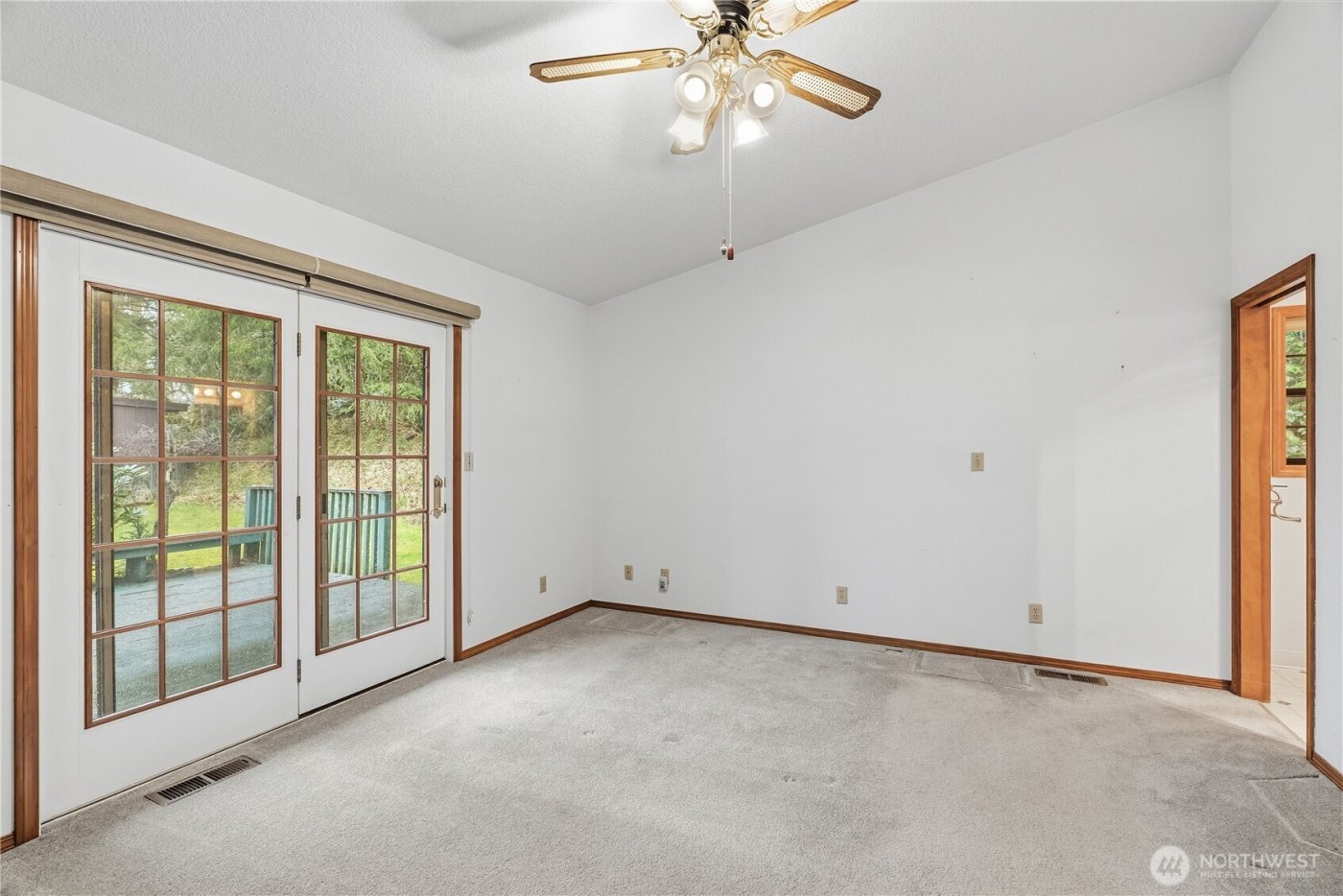 201 Wagner Road , Kelso, WA 98626