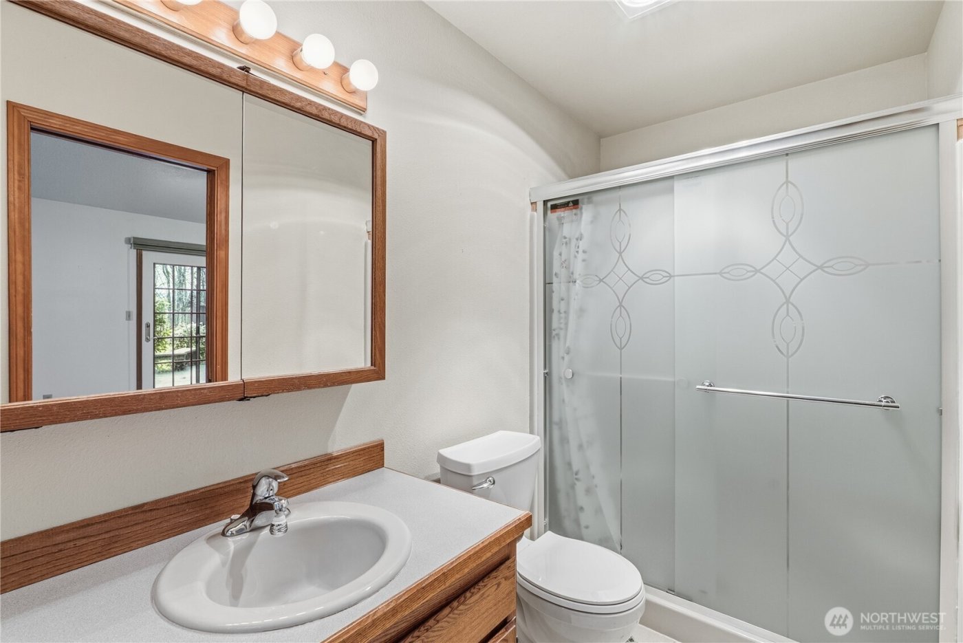 201 Wagner Road , Kelso, WA 98626