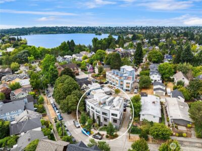 7439 Latona Avenue NE, Seattle, WA 98115 - Photo 3