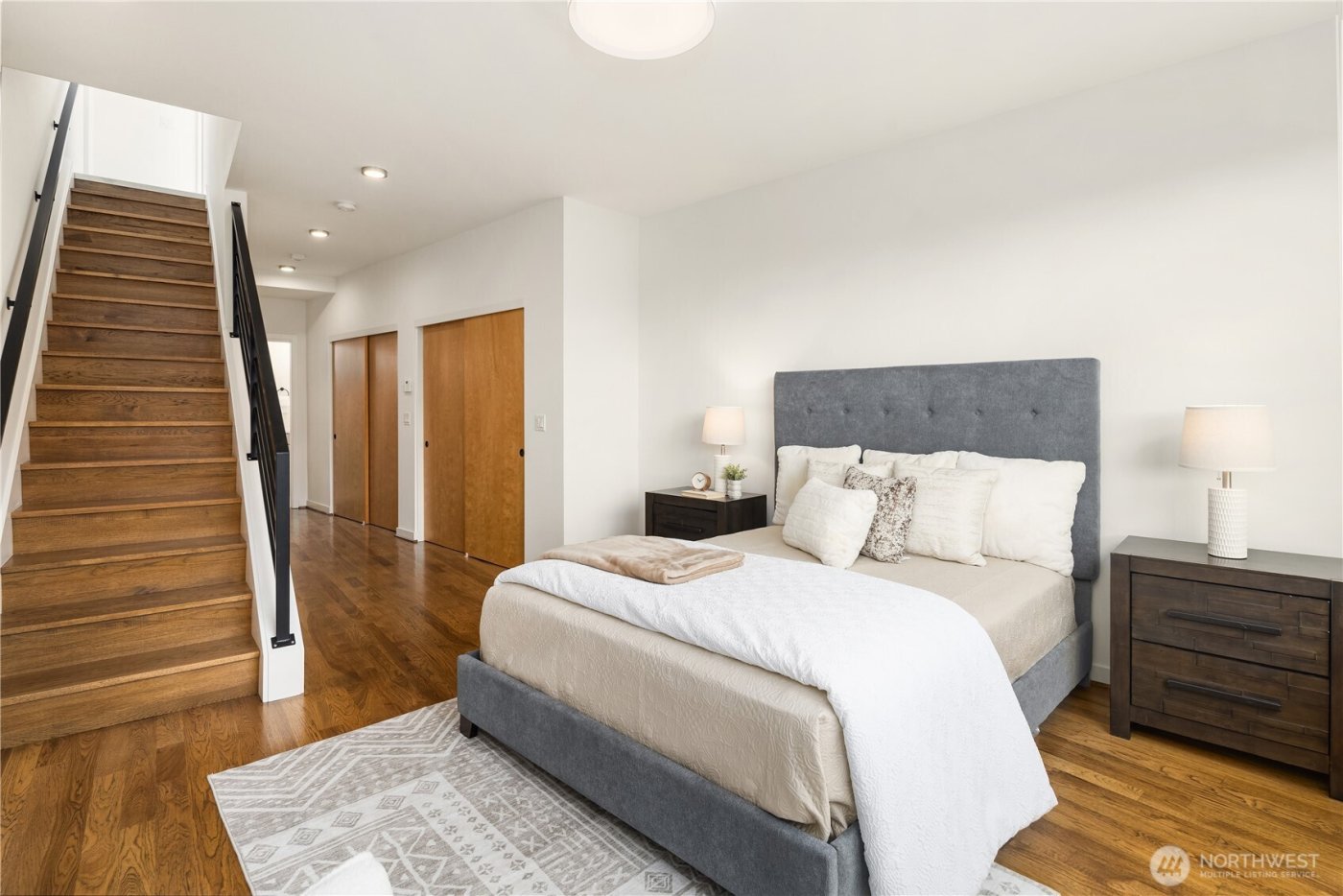 7439 Latona Avenue NE, Seattle, WA 98115