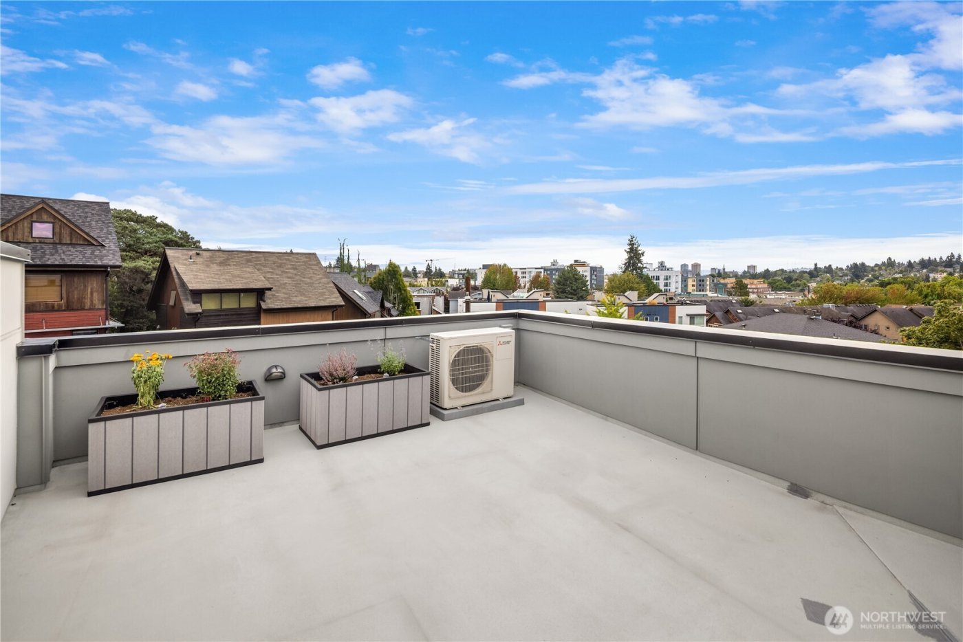 7439 Latona Avenue NE, Seattle, WA 98115