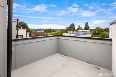 7439 Latona Avenue NE, Seattle, WA 98115 - Photo 22