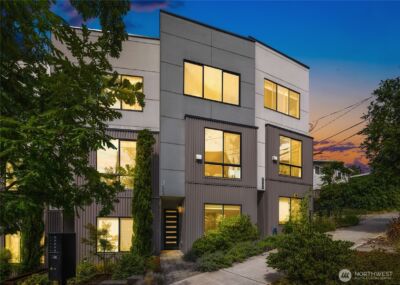 7439 Latona Avenue NE, Seattle, WA 98115 - Photo 2