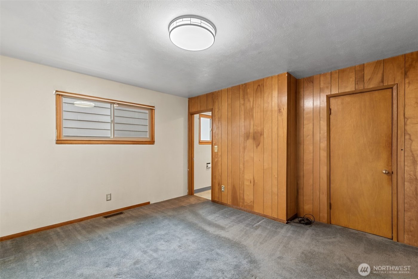 32 Furney Street , Wenatchee, WA 98801