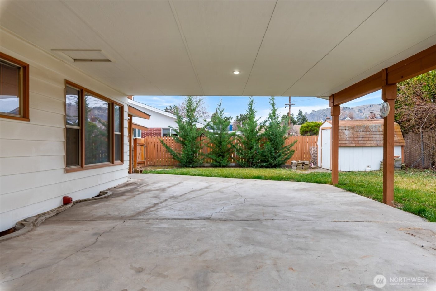 32 Furney Street , Wenatchee, WA 98801