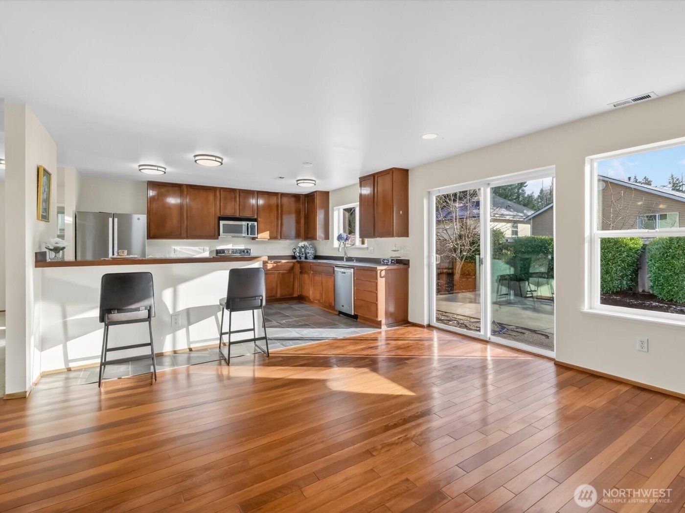 1716 250th Court SE, Sammamish, WA 98075