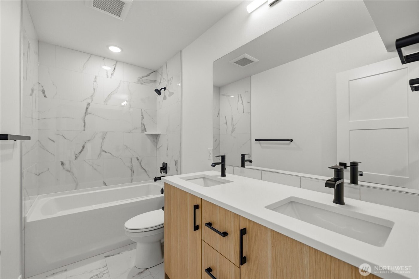 6538 C Latona Avenue NE, Seattle, WA 98115