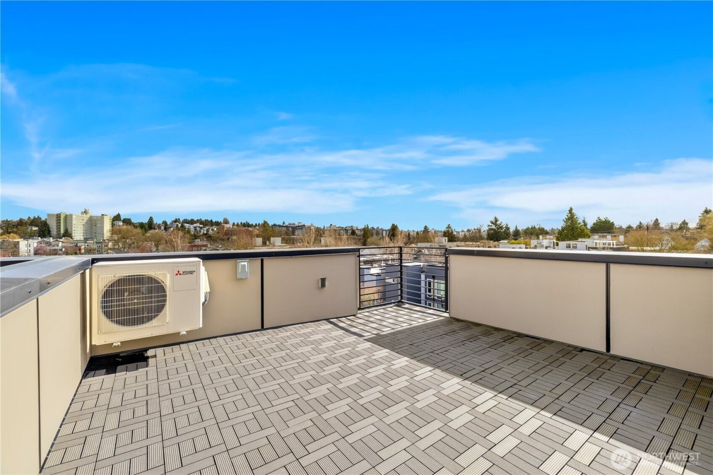 6538 C Latona Avenue NE, Seattle, WA 98115