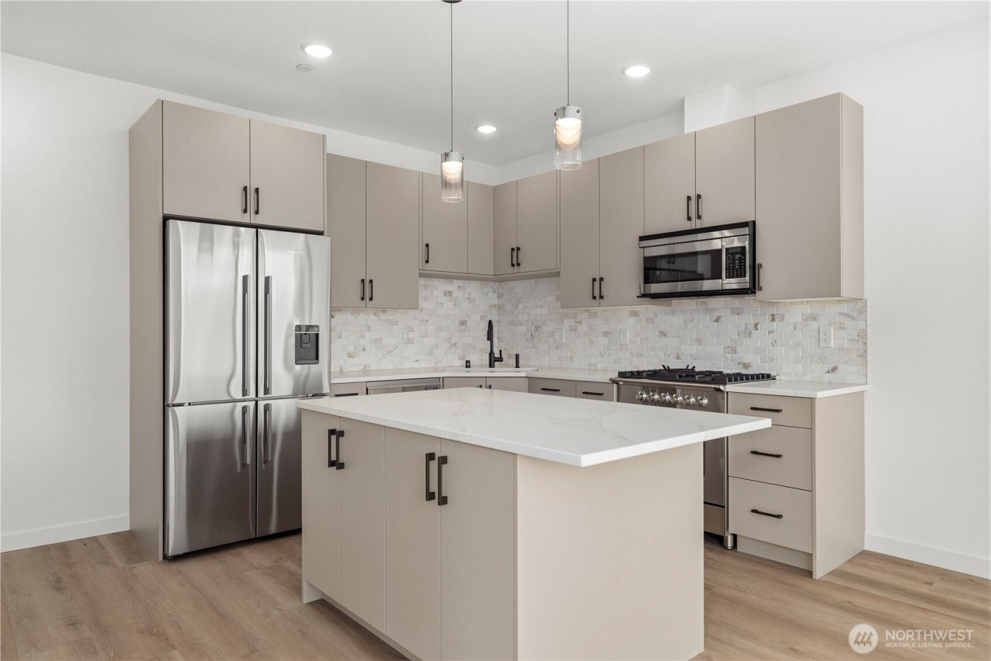 6538 C Latona Avenue NE, Seattle, WA 98115