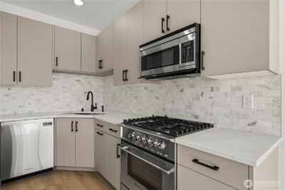 6538 C Latona Avenue NE, Seattle, WA 98115 - Photo 6