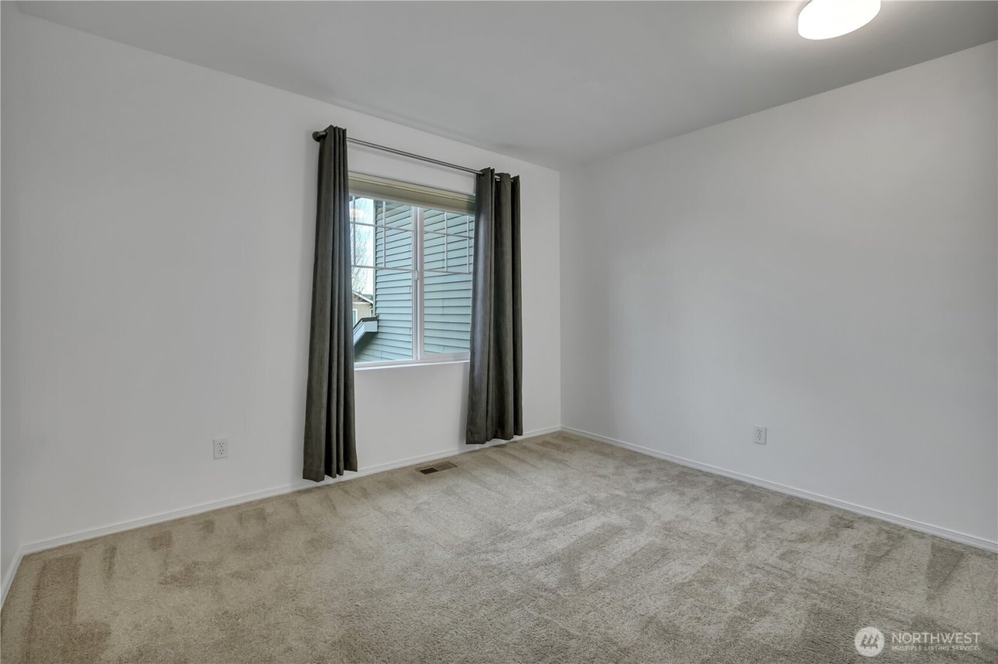 6335 James Avenue SE #7B, Auburn, WA 98092