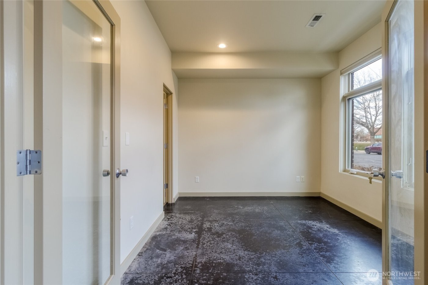 175 N 4th Avenue , Walla Walla, WA 99362