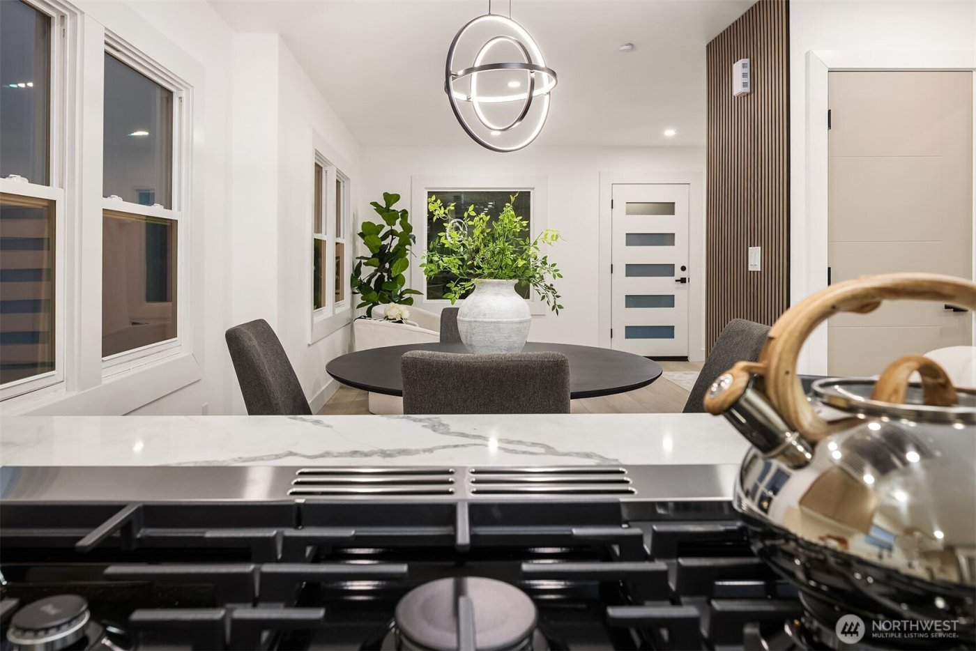 1412 Taylor Avenue N, Seattle, WA 98109