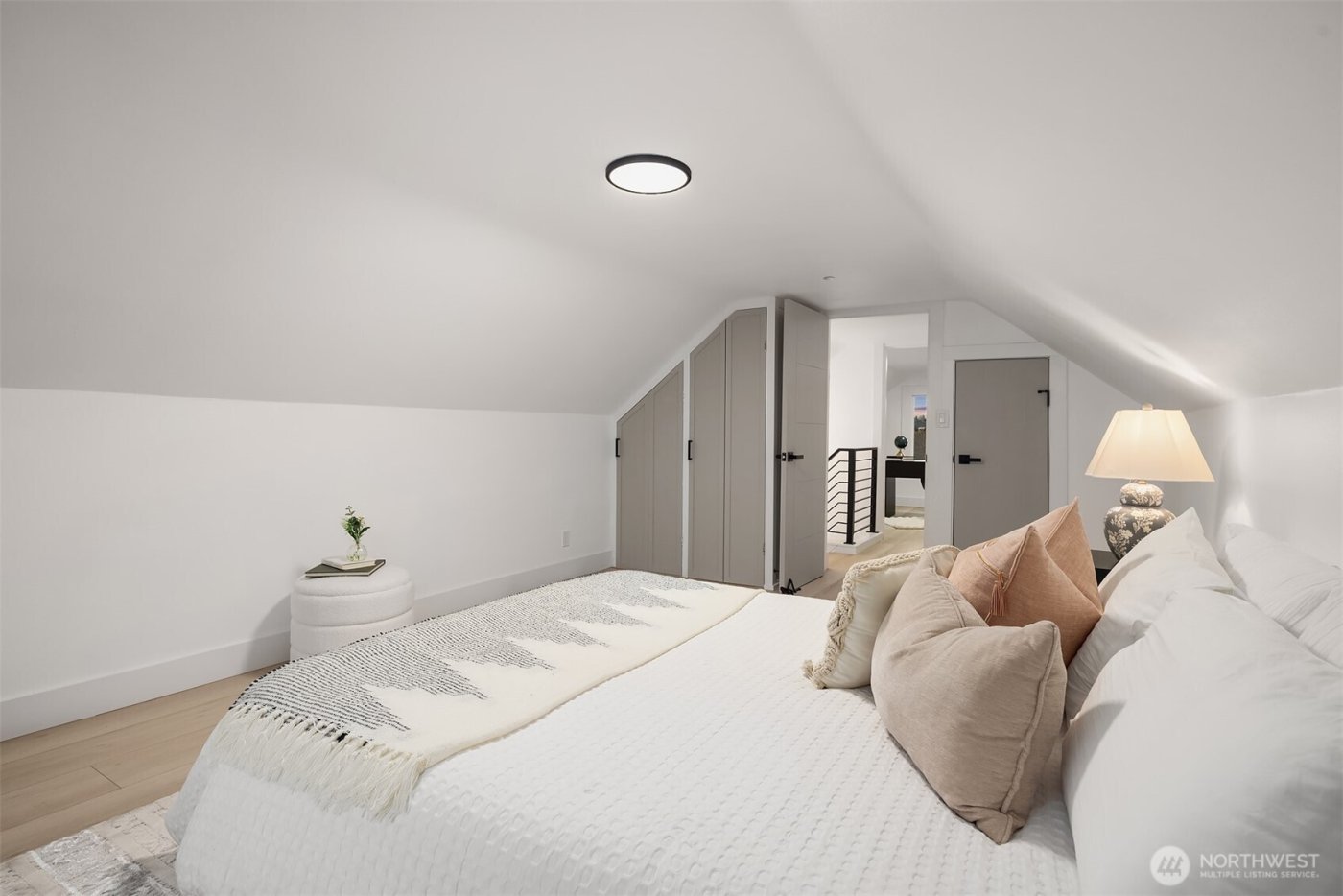 1412 Taylor Avenue N, Seattle, WA 98109