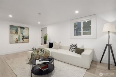 1412 Taylor Avenue N, Seattle, WA 98109 - Photo 27