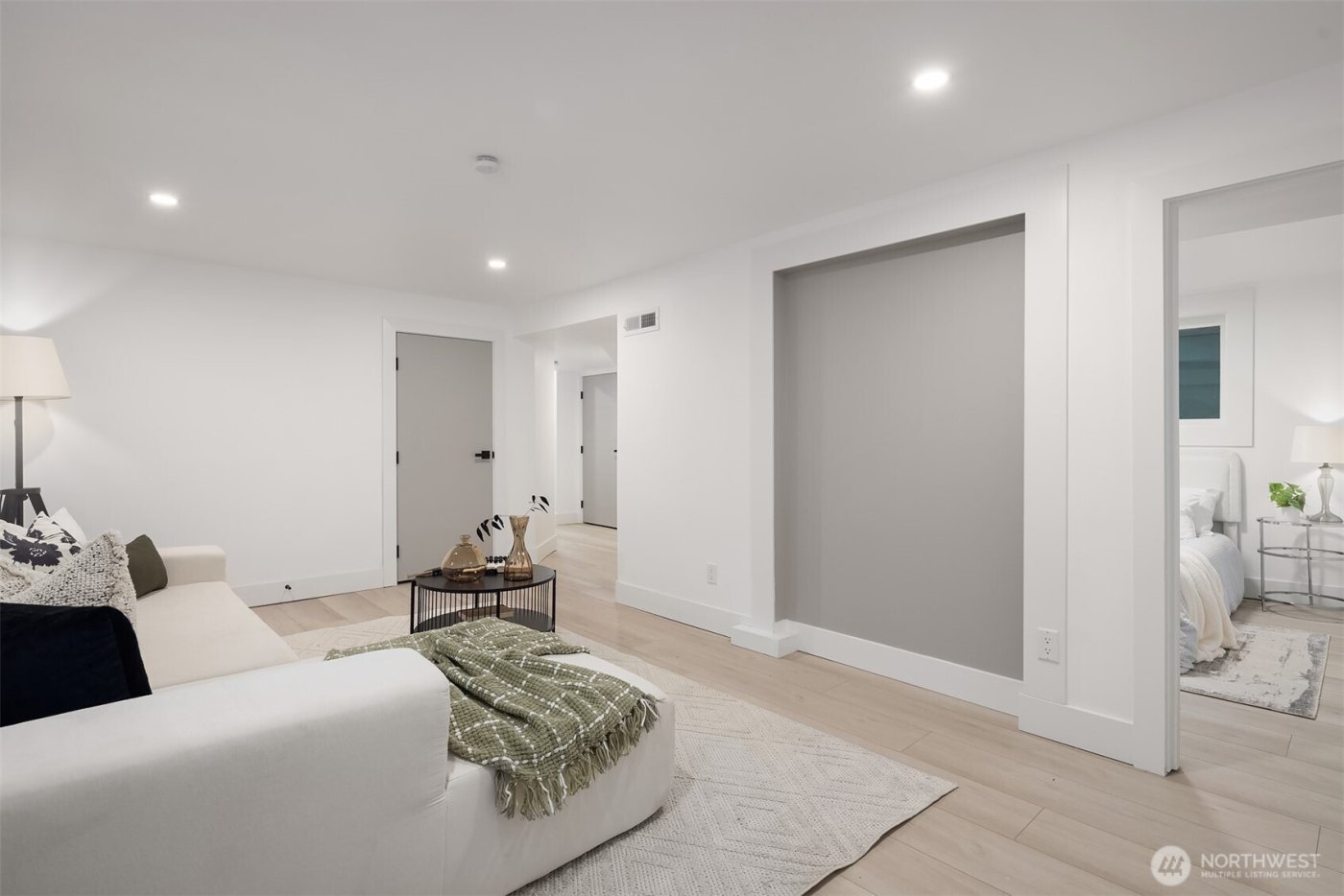 1412 Taylor Avenue N, Seattle, WA 98109