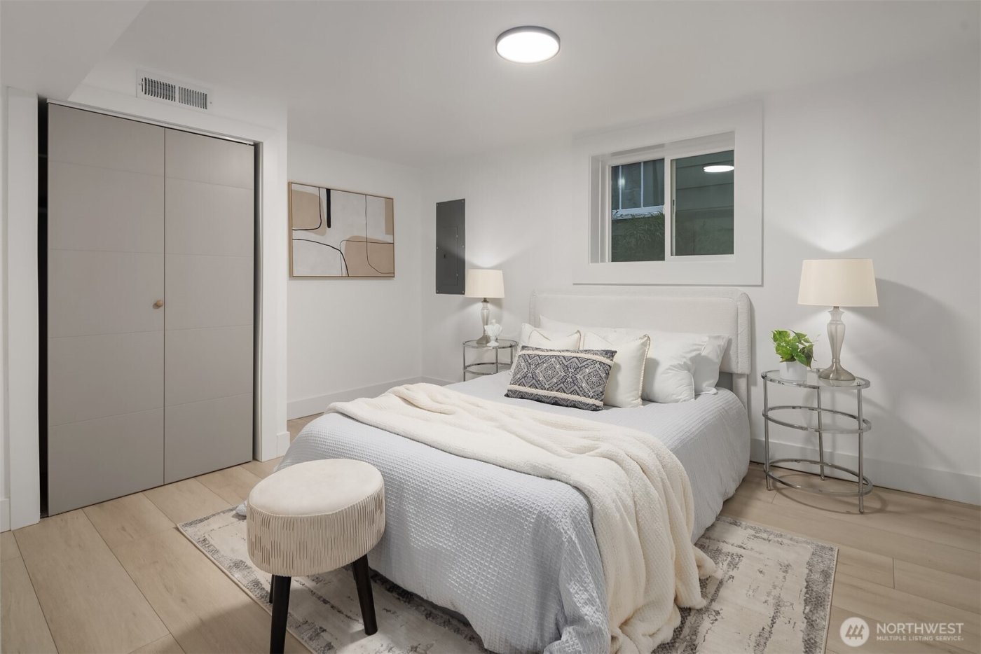 1412 Taylor Avenue N, Seattle, WA 98109