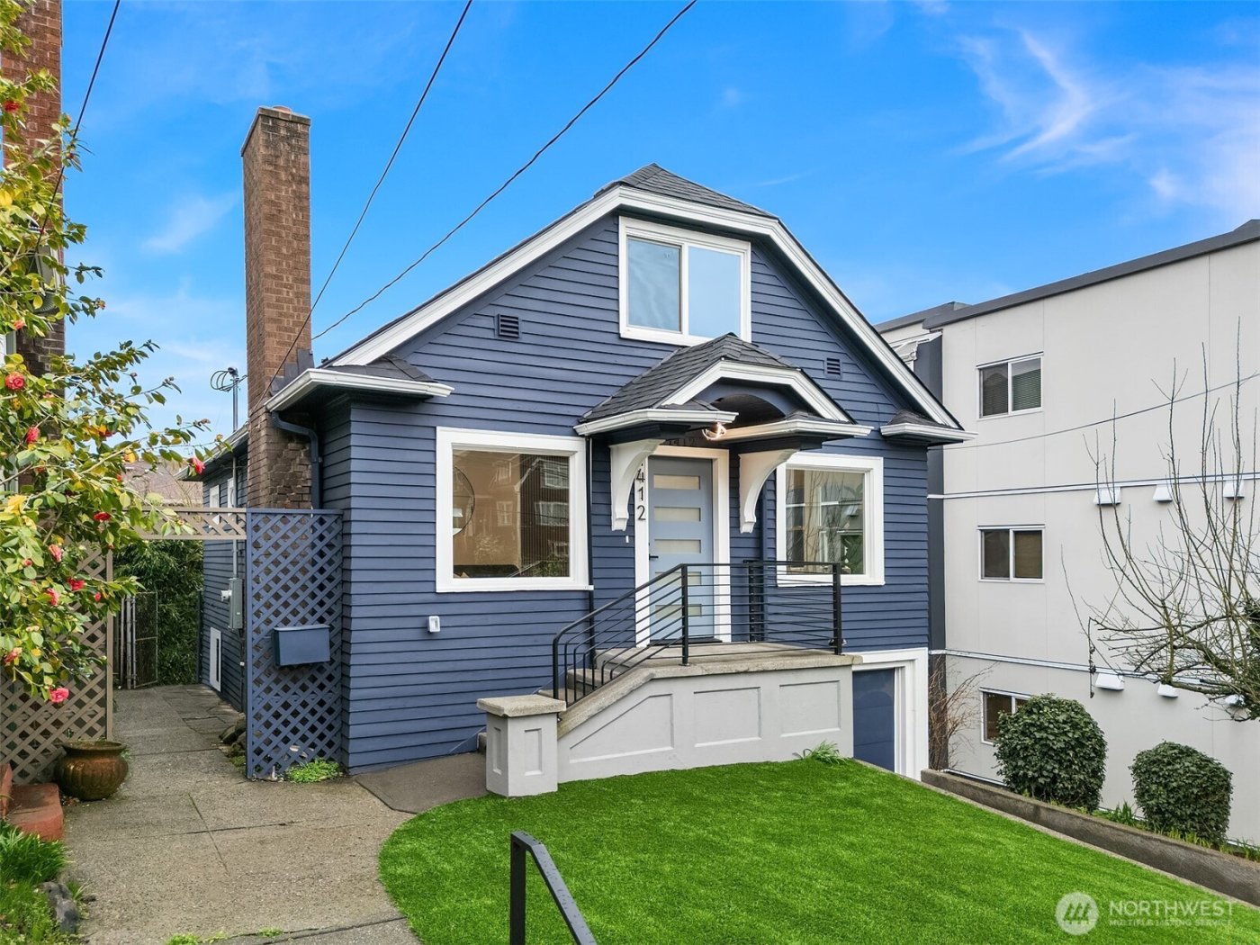 1412 Taylor Avenue N, Seattle, WA 98109