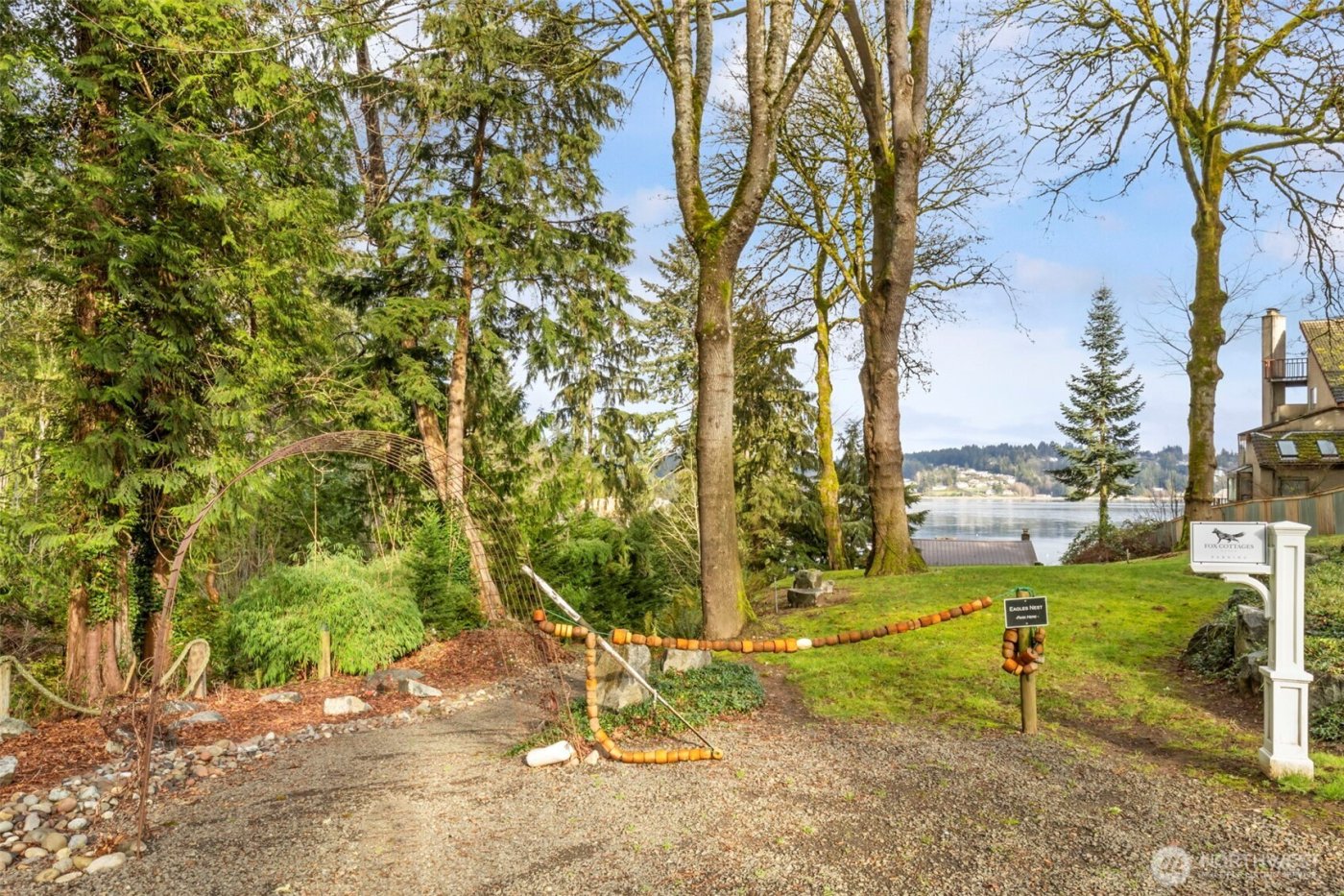733 Fox Drive , Fox Island, WA 98333