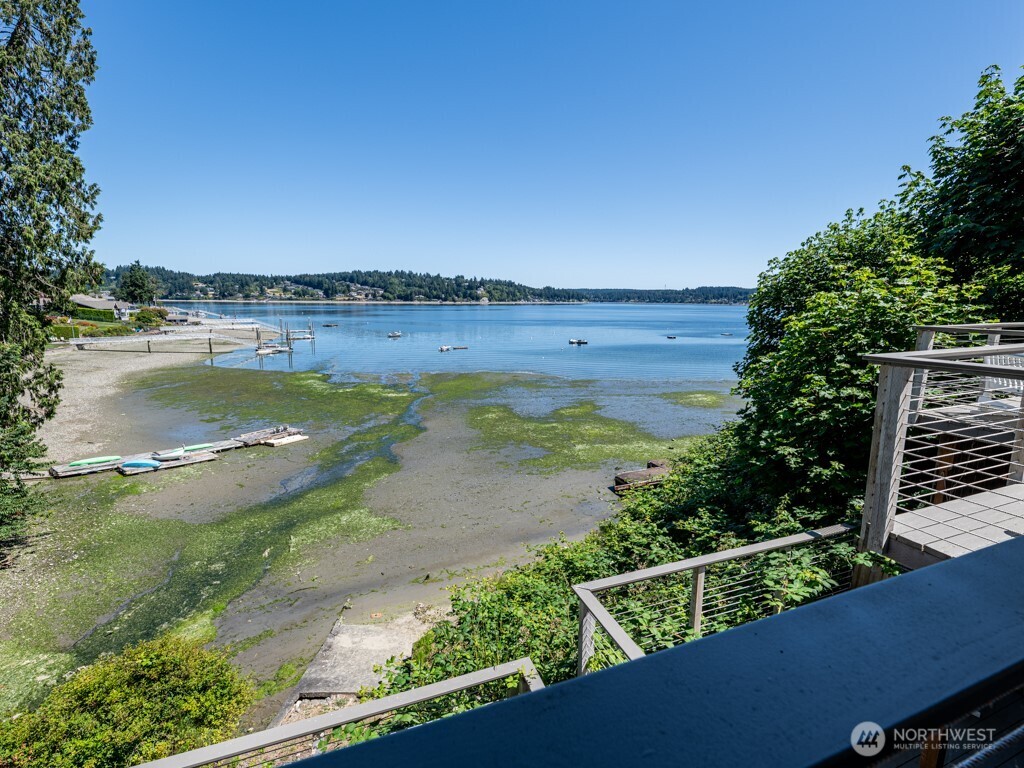 733 Fox Drive , Fox Island, WA 98333