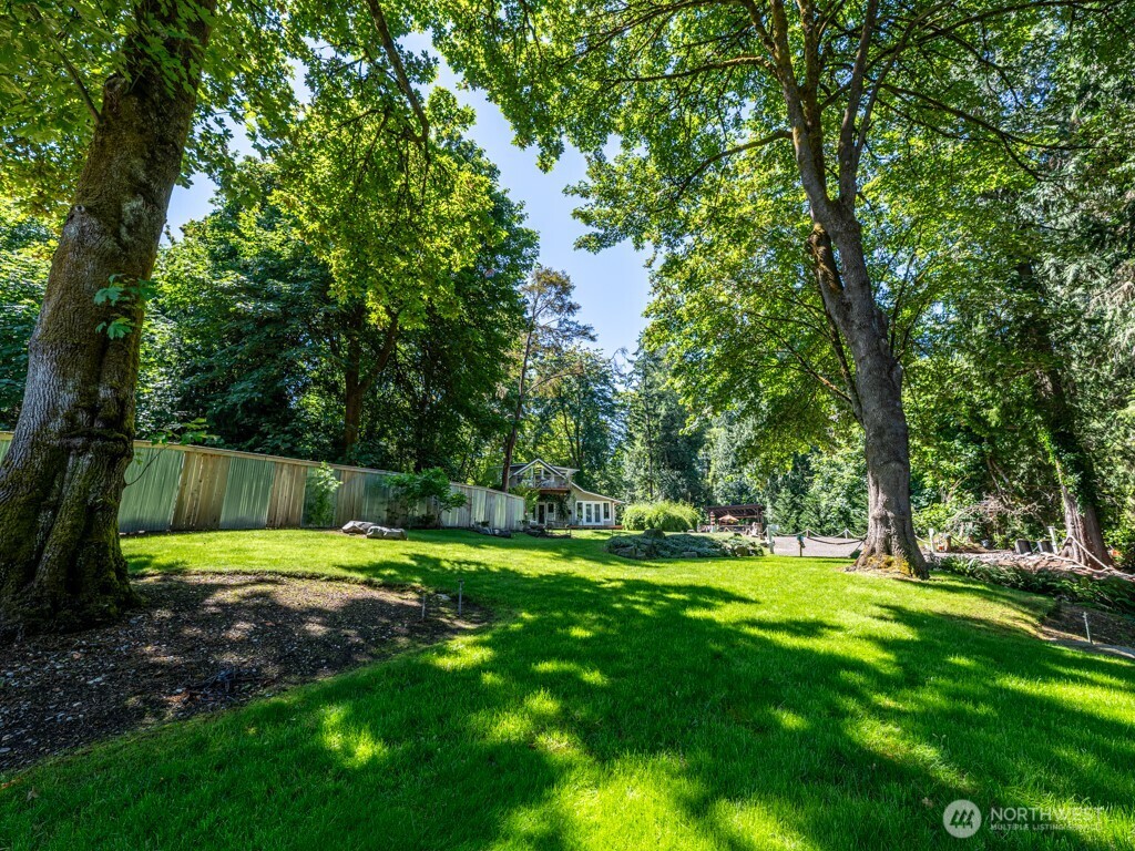 733 Fox Drive , Fox Island, WA 98333