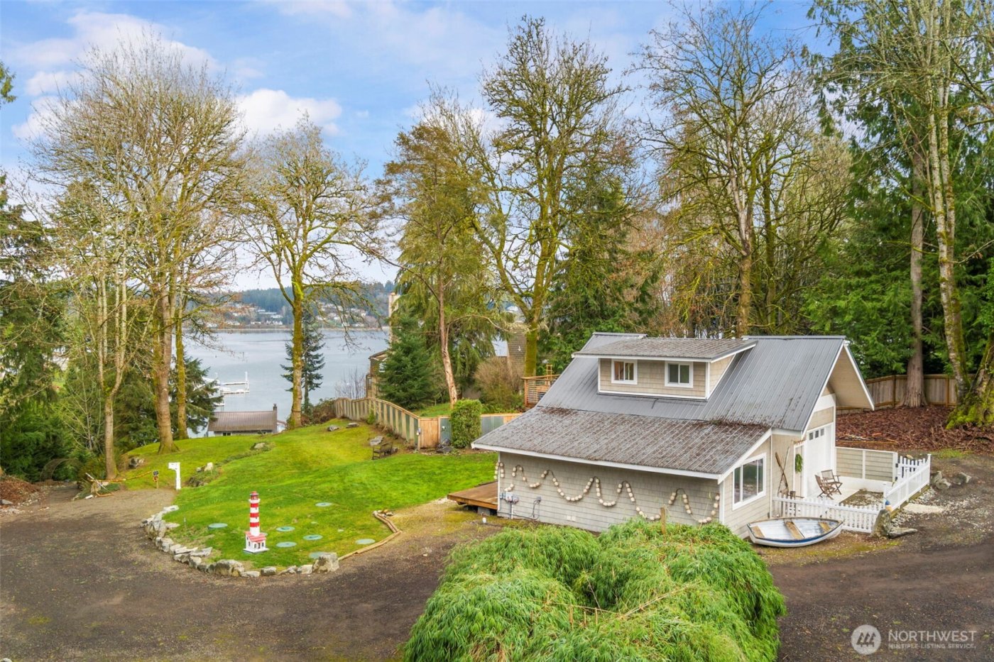 733 Fox Drive , Fox Island, WA 98333