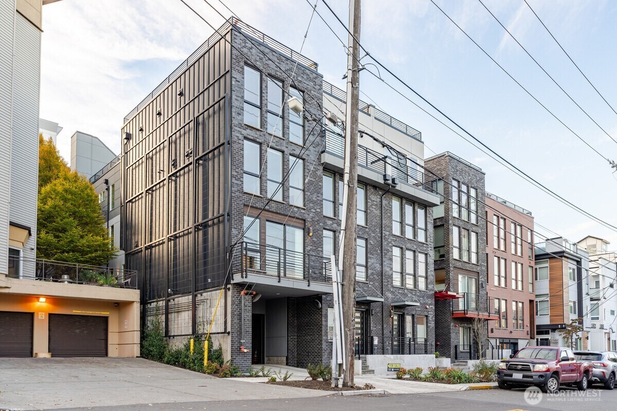 1709 20th Ave #A, Seattle, WA 98122